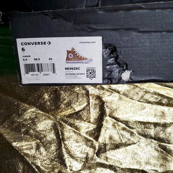 CONVERSE CTAS HI SZ 6 BOYS/8 WOMEN - Picture 8 of 9